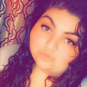 Meet your Posher, Alina